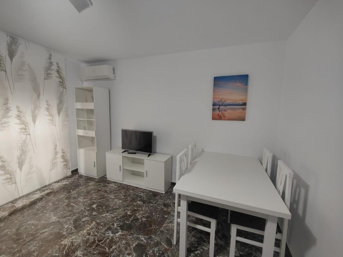 Vivienda En El Centro Historico Con Ascensor Lägenhet Jaén Exteriör bild